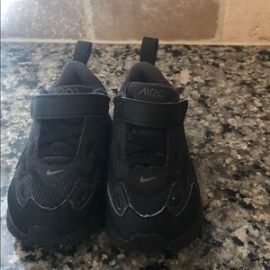 Nike Air Max Toddler boy shoes size 7c